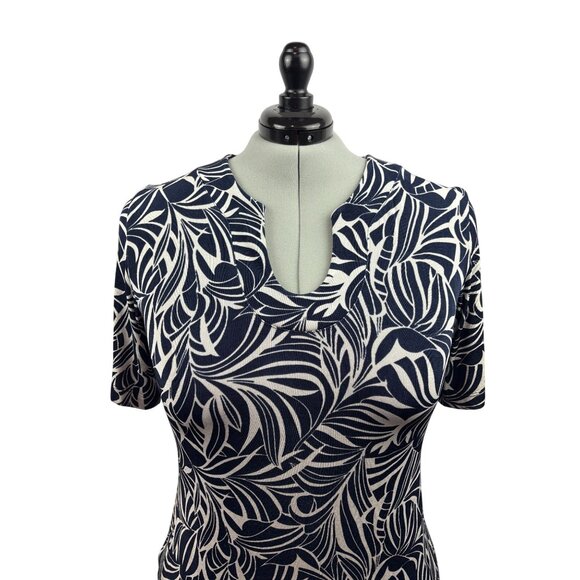 Women’s Chico’s Travelers Size 2XL Navy & White Patterned Short Sleeve Shirt - Picture 2 of 5